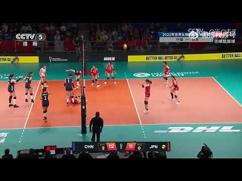 中国選手が負傷した古賀を気遣う