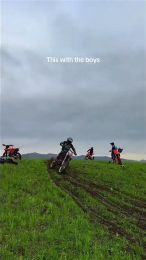 Riding with boys in Microsoft Windows wallpaper 😂