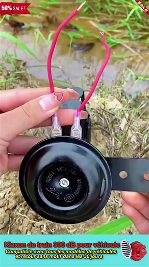 🚚【Klaxon Thunder Horn 300 dB】Installé en dix minutes, faites céder la route à votre passage⚡ ✅ Compatible avec tous les véhicules → Plug-and-play pour voitures/motos/bateaux ✅ Système de pression sonore de qualité militaire → Audible au-delà de trois terrains de football ✅ Alliage d'aluminium résistant à la pluie et à la rouille → Puissance stable dans des conditions de froid ou de chaleur extrêmes ✅ Installation sans dommage → Configuration facile en suivant le manuel 💮 Testé et recommandé pa