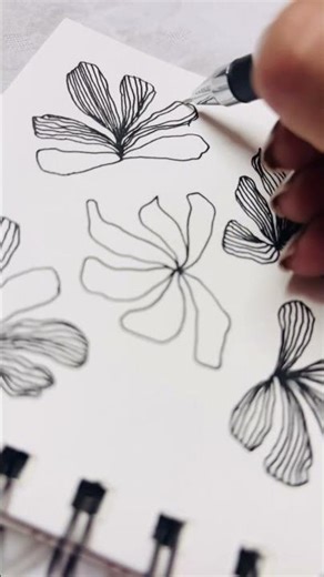 Oddly Satisfying Line Art Drawing #patternart #art #doodleart #drawing #artist #lineart #artwork