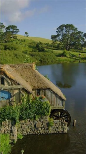 Soaring Around Hobbiton! #shorts