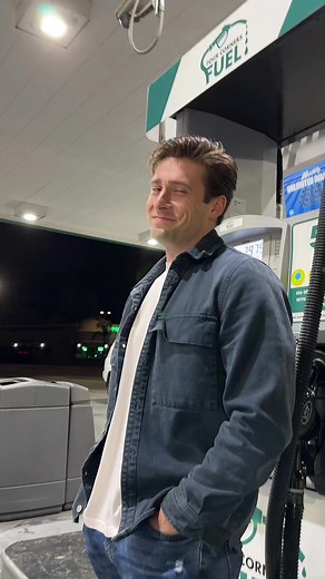 When your costar looks like Scott Eastwood and you torture him…🤣