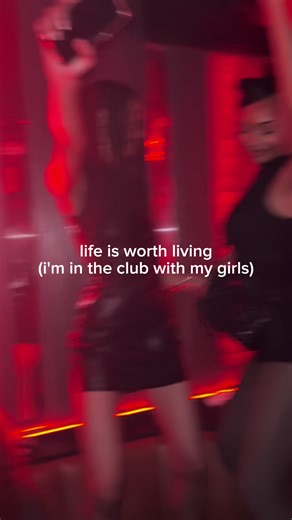 Clubbing in Paris: A Night Out with Friends