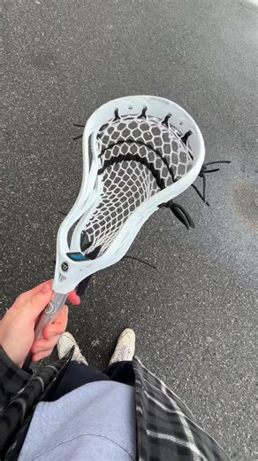 Giorgio D’Angelo (HVS) on Instagram: "Check out this #KeepItCustom tied @warriorlax Evo QXO tied up with @ecdlax Hero 4.0 🏔️🥍 Sitting on a @stxmlax ScTi X shaft! The perfect attack setup!🔥 #HVS #PeakPockets #KeepItCustom #armormesh #art #lacrosse #lax #customlaxstringing #lacrossestring #lacrossedye #stxmlax #warriorlacrosse #stringking #ecdlax #armormesh #boxlacrosse #lacrossegoalie #epochlacrosse #gaitlacrosse #bardown #lacrossestringing #nikelacrosse #fyp"
