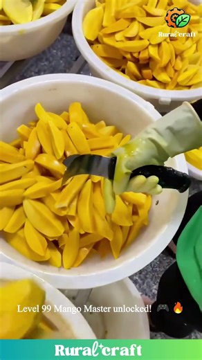 A Real-Life MANGO NINJA is Now a Thing!😂Watching This Skill is Pure Satisfaction! #satisfying #food