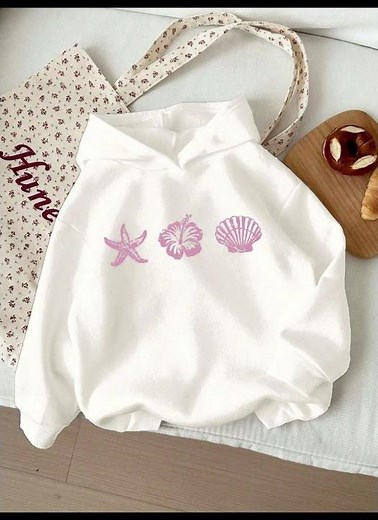 Would you let ur 9/10 year old wear this?#cute#clothes#bracelet#shorts#