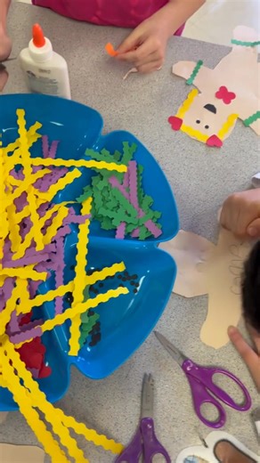 Here is a FUN Gingerbread craft your students will love. https://sharingkindergarten.com/kindergarten-gingerbread-activities/ | Sharing Kindergarten