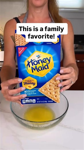 Randy & Mandy on Instagram: "😋 Easy Holiday Family Favorite #desserttime #holidayseason #easyrecipe"