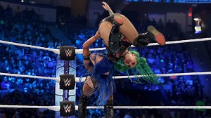 Sasha Banks vs. Shotzi: SmackDown, Nov. 19, 2021