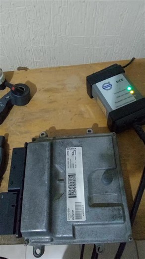 Programación de llave Volvo XC90 V8