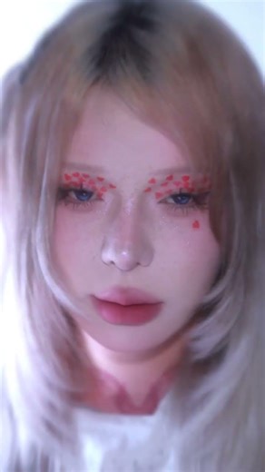 Elegant Heart Polka Dot Makeup Look - DIY Beauty Tutorial