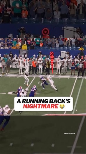 NFL on CBS on Instagram: "Real ones remember the Reggie Bush hit 😭"