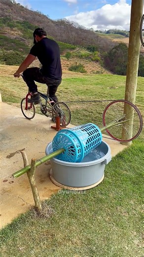 The man made his own washing machine in forest