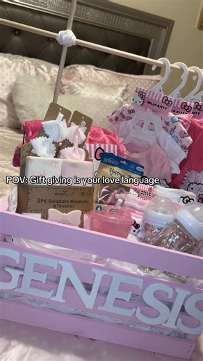 the gift basket i’ve made for my bfs brothers gf baby 🥹 #fyp #baby #hellokittyhaul #girl