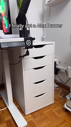 Organizing my Ikea Alex Drawer Desk Setup