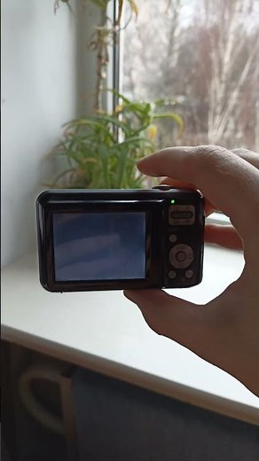 Samsung ES65 digital camera