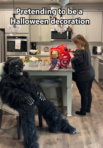 Heart Attack Decorations: DIY & Where to Buy Halloween Props