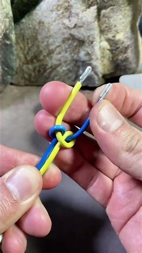 Lamp Holder Wiring Knot #shortvideo #wireworks #knot