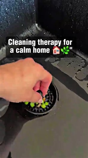 Satisfying kitchen deep clean! ✨ This ASMR routine is pure therapy. Stay tuned for Part 2 to see the final results! 🧼💎 ​#KitchenCleaning #CleaningASMR #StoveClean #Satisfying #DeepClean