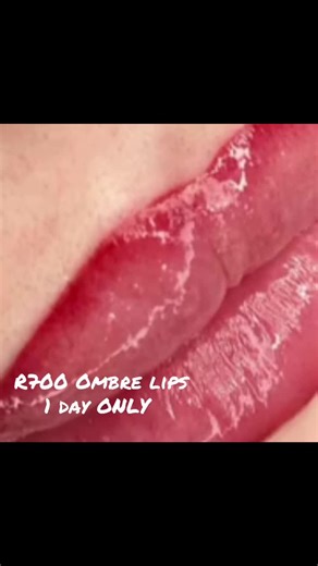 What Makes Ombre Lip Blush Unique? Unlike traditional lip blush tattoos that focus on an even application of pigment throughout the lips, Ombre Lip Blush emphasizes gradation and contrast. The result? A multidimensional look that defines your lip borders while maintaining a soft, natural finish at the center. This technique works wonders for enhancing lip shape, symmetry, and overall fullness. Clients love the effect of softly defined lips that don’t look overly made-up—making this style ideal f