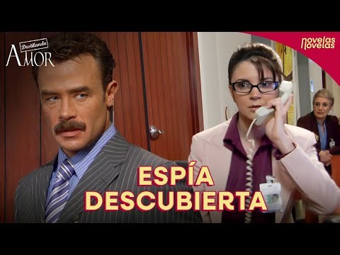 Aarón descubre a Genoveva pasándole información a Minerva | Destilando Amor