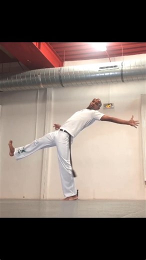 🇧🇷 Capoeira Paris - Bamba on Instagram: "🔥 SALVA PARA DEPOIS 🤸‍♀️ Tutorial Aú de Coluna na Capoeira : passo a passo para aprender. ❤ Gostou do tutorial ? Siga @bamba_capoeira_paris e compartilhe para ajudar na divulgação 😍 Quem quiser treinar Capoeira em Paris 🇨🇵 entra no linke na bio e agende a sua aula experimental. Agradecendo sempre a Capoeira, os Mestres e as Mestras pelos ensinamentos e divulgação da Capoeira pelo mundo 🌎 Axé 