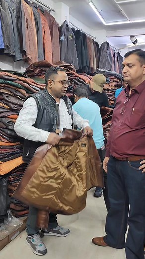3.4M views · 65K reactions | Cheapest and best Leather jacket + gift  Address :- Ram Mandir Gali Shop No A40 , 9D Nearest Metro Station- Bikaji Cama Place Mohammadpur New Delhi Location :- https://g.co/kgs/Yw8QXJ For Order :- WhatsApp Now 9911361784 Instagram :- https://instagram.com/tajleathergarments?igshid=OGQ5ZDc2ODk2ZA== Facebook :- https://www.facebook.com/tajleathergarments?mibextid=ZbWK | TAJ Leather | Facebook