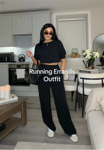 Casual all black two piece. I’m 5”2 and wearing the smallest and I prefer the top back to front 🖤🫶 #tiktokmademebuyit #blackoutfit #twopiece #loungewear