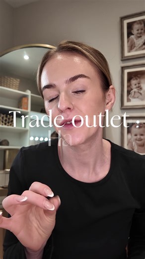 More party buys for Darby’s 5th birthday 🎈🎂 The Trade Outlet honestly understood the assignment — SO many party bits for a fraction of the price. Plates, decorations, random extras I definitely didn’t plan on buying but couldn’t leave behind 😅 If you love a bargain (and who doesn’t), this place is 100% for you. I think I might need another trip… should I take you with me next time? 👀🛒 #PartyOnABudget #MumLifeFinds #BirthdayPartyPrep #BargainHunters #TradeOutletFinds