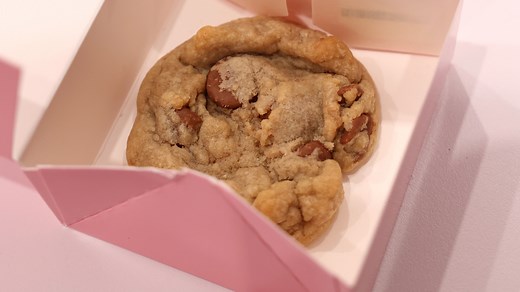 Popular cookie company quietly closing 1,000 stores - CEO calls some mistakes