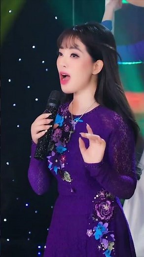 Sương Phủ Hương Giang - Giọng Ca Trời Phú Thúy Hằng Hát Nhạc Huế Nghe Là Ghiền
