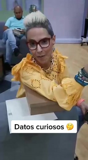 Consejos de la Mona Velásquez para una vida divertida en Medellín