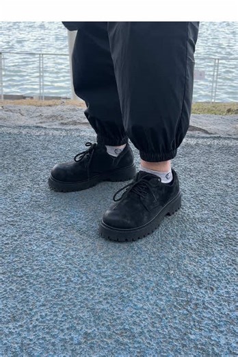 Exploring Stylish Derby Shoes for Your Holiday Haul