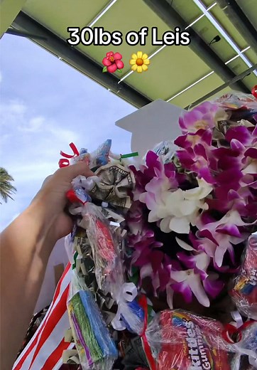 BYUH Graduation Lei Giving with Friends & Family