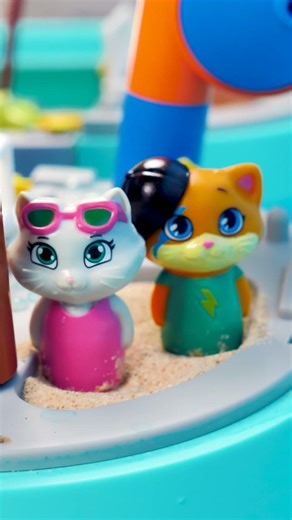 Splash! 💦 Water games with 44 Cats! 🌊🐾 #shorts | 44 Cats