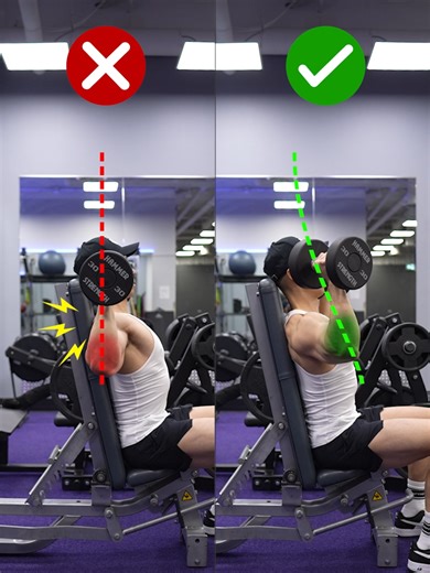 ❌ FIX This Shoulder Press Mistake! A common shoulder press mistake is lowering the dumbbells and elbows in a perfectly straight vertical line (from the side view). This can place unnecessary stress on the shoulders. Fix: As you lower the dumbbells, allow your elbows to travel slightly forward in a natural curved path. At the bottom, your elbows should be just in front of your shoulders, not directly beside. This puts the shoulders in a stronger, safer position and leads to a smoother, more joint