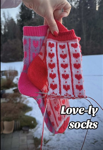 New release! Love-ly socks pattern is a fun and easy colourwork pattern and is out now on Ravelry and Etsy with 25% off - code Valentines on Ravelry ❤️#stoneknits #sockknitting #knittok