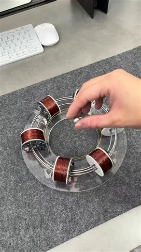 𝗧𝗲𝗰𝗵𝗻𝗼𝗹𝗼𝗴𝘆 | 𝗜𝗻𝗻𝗼𝘃𝗮𝘁𝗶𝗼𝗻| 𝗚𝗮𝗱𝗴𝗲𝘁𝘀 on Instagram: "This is a Magnetic Acceleration Coil, also known as a Gauss Coil or Electromagnetic Accelerator, is a device that uses electromagnetic fields to accelerate a metallic projectile at high speeds without any physical contact. It operates based on the principles of electromagnetic induction and Lorentz force."