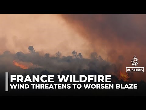 Massive wildfire sweeps southern France, forcing evacuations as heatwave intensifies