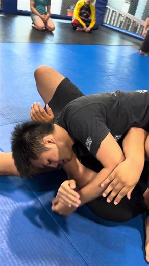 Butterfly Sweep to Razor Lock To Spinning ArmBar #csw #bjj