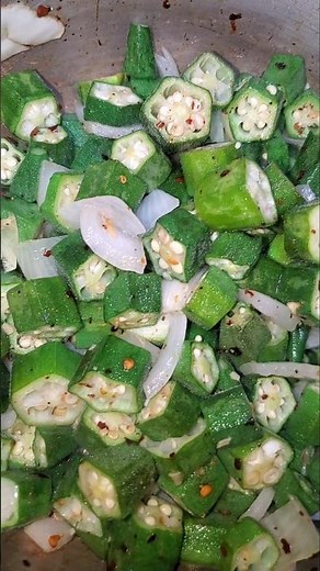 Fresh Fried Okra with Garlic & Onions! #friedokra #okrastew #okrarecipes