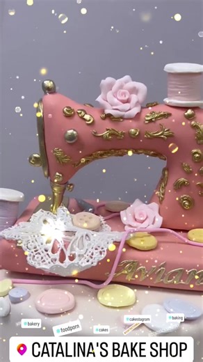 Sewing Machine Themed Cake: Bakery Delight