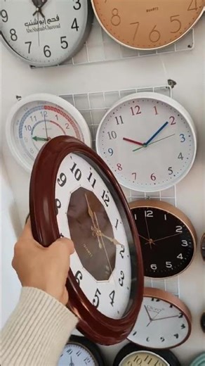 Chinese Vintage Style Wall Clock | Classic Oriental Elegance