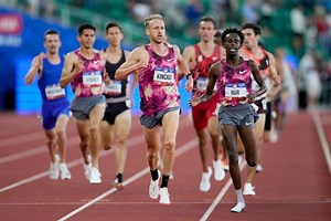 Woody Kincaid, Cole Hocker show off their finishing kicks to win 5,000 heats at Olympic trials