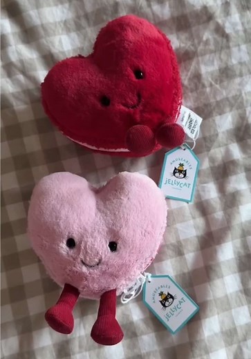 Unboxing New Valentine’s Jellycats Collection
