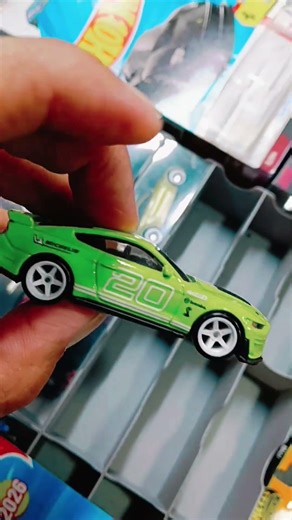 Hotwheels Datsun Wagon Wheel Swapped #cosadiecast #hotwheels #toysforbigboys#diecastcars