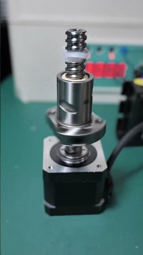 Lead screw stepper motor.