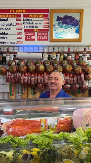 DO TAMANHO DA SUA FOME!😉 O Beirute Xadrez já caiu nas graças da clientela do Estadão! Ele é feito com filé de frango grelhado, mussarela, bacon frito, ovo frito, alface crocantes, tomate e maionese da casa. Quem aí vai pedir o seu??😋❤ 👉 Faça o seu pedido pelo iFood! (link na bio) 📍 Viaduto Nove de Julho, 193 — Centro #estadao #delivery #lanchedepernil #pernilabrasileira #olanchedesp #sp #centro #food #instafood #gastronomia #restaurante | Bar e Lanches Estadão