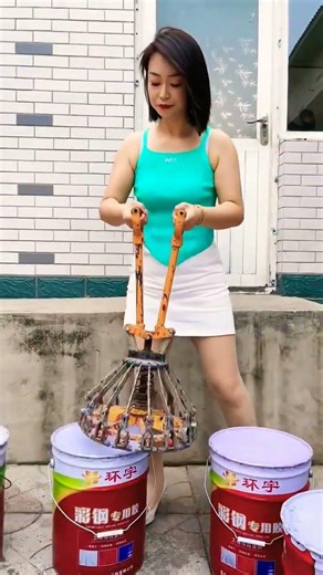 PART 136. Waterproof Engineering Seals color steel roofs for strong protection.