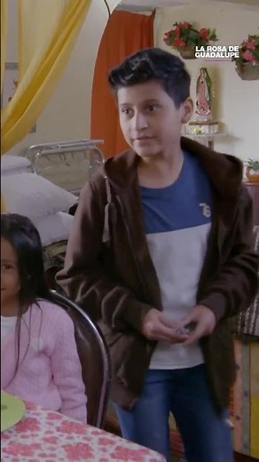 💔🎒 Paquito dropped out of school to start working 🧱🥺 #LaRosaDeGuadalupe